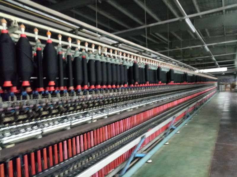 513M系列细纱机现场